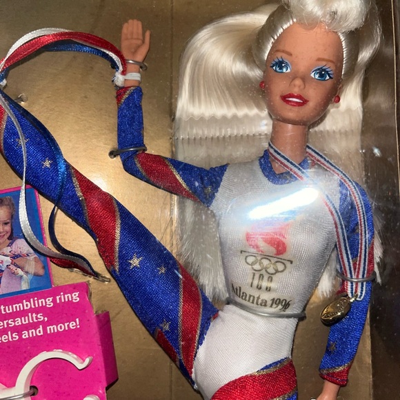 Barbie Olympic Gymnast Doll 1995 Vintage Mattel - Picture 4 of 4